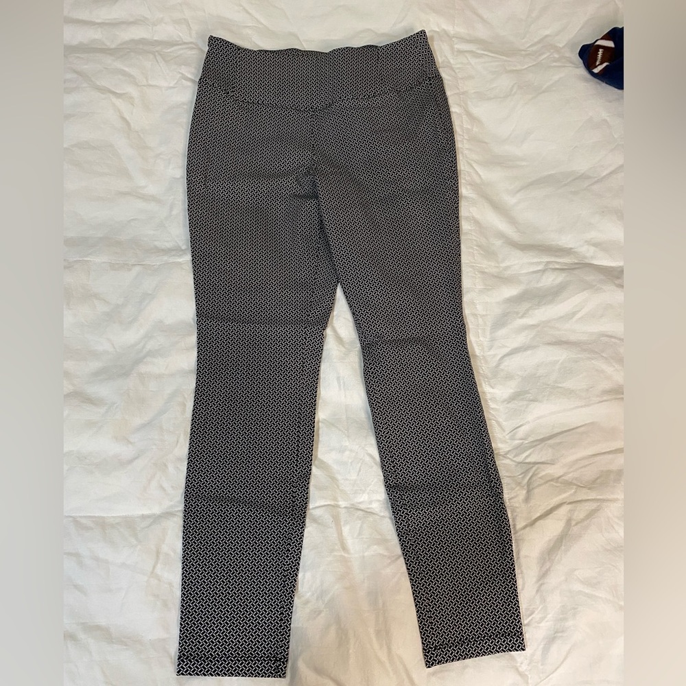 Black& white Worthington slacks size 10